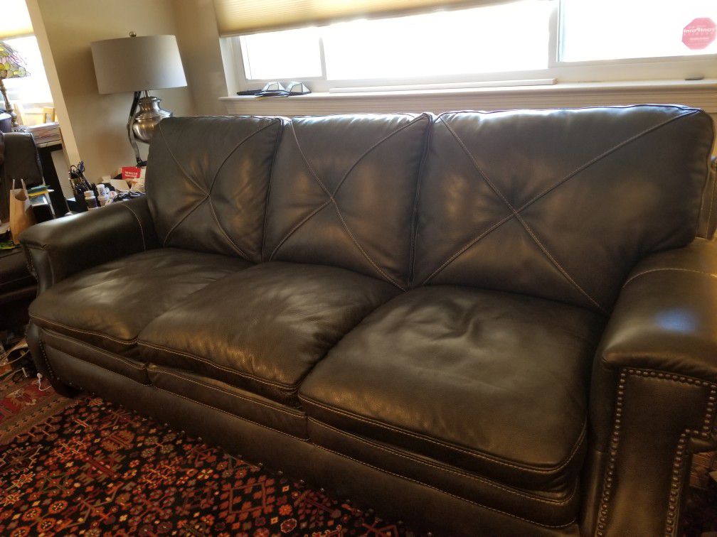 Leather Sofa - Comfortable- Clean