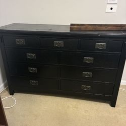 dresser and 9 drawer dresser