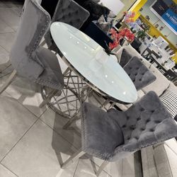 5pc Dining Set 🩶 Grey Velvet Chairs 