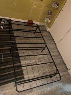 Métal bad frame twin size