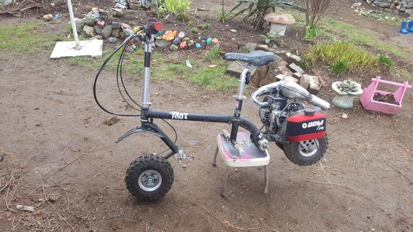 GOPED RIOT OFF-ROAD PIT BIKE