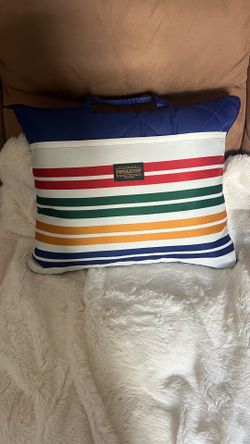 Pendleton outdoor packable blanket
