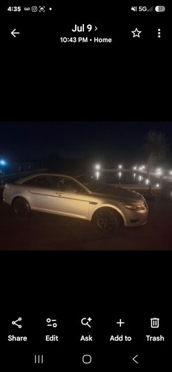 2010 Ford Taurus