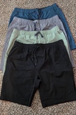 4 pair Men's XL swim shorts