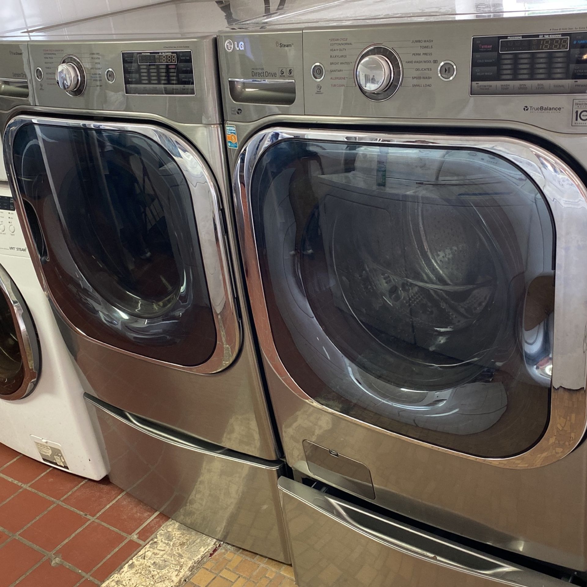 LG FRONT LOADERS ON PEDESTAL 1 Year Warranty 