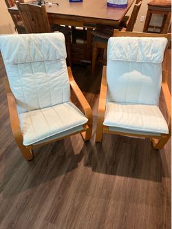 Set of Sitting Chairs
