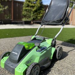 Cordless Greenworks Lawn Mower 