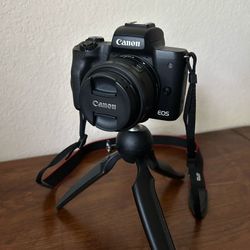 Canon EOS M50 Camera