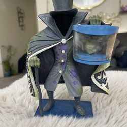 New Disney Parks Jim Shore Haunted Mansion Hatbox Ghost Figurine Figure
