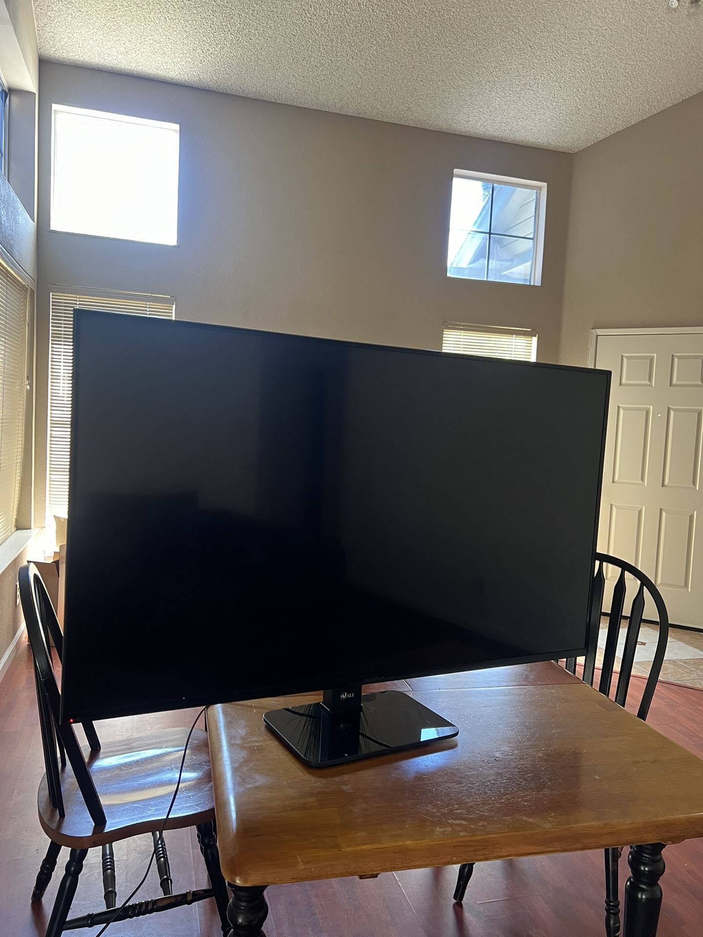 TV Insignia 42 Inch 