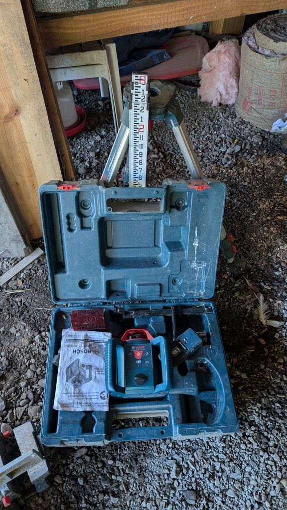 Bosch Laser Level, Grade Stick And Case- Works Great