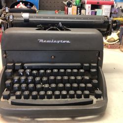 Vintage Antique Remington Typewriter