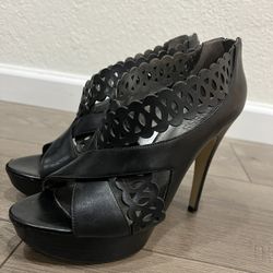 Guess Sz.7 Heels