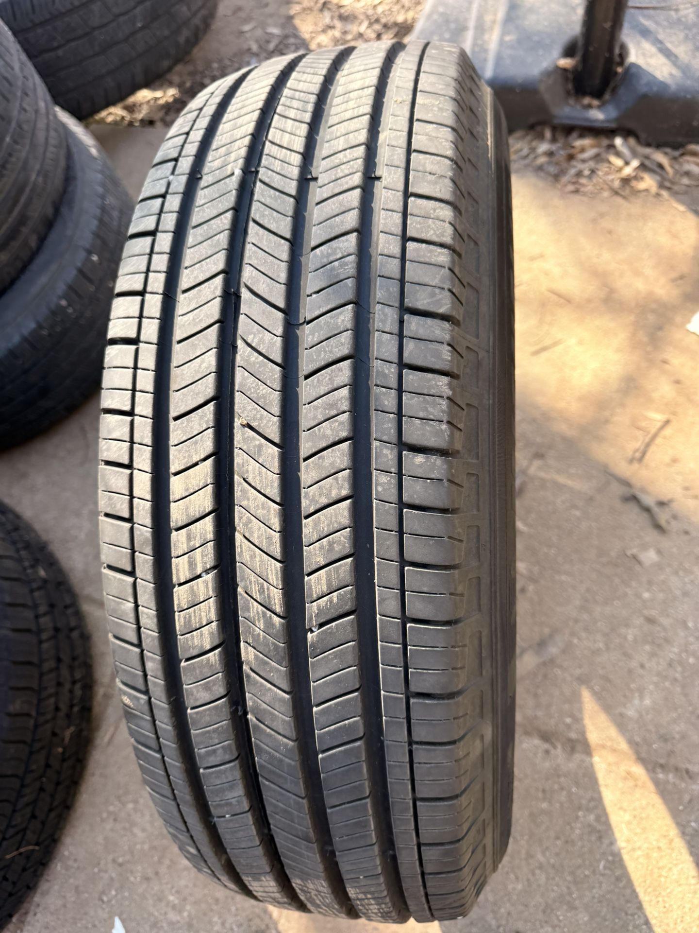 Single Tire MICHELIN PRIMACY LTX 245/70R17 110T. No Patches or Plugs