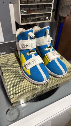 Nike LeBron Soldier High-Top Sneakers