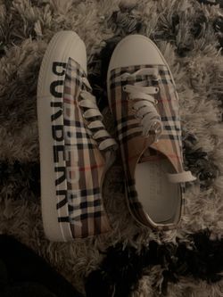 Burberry Shoes