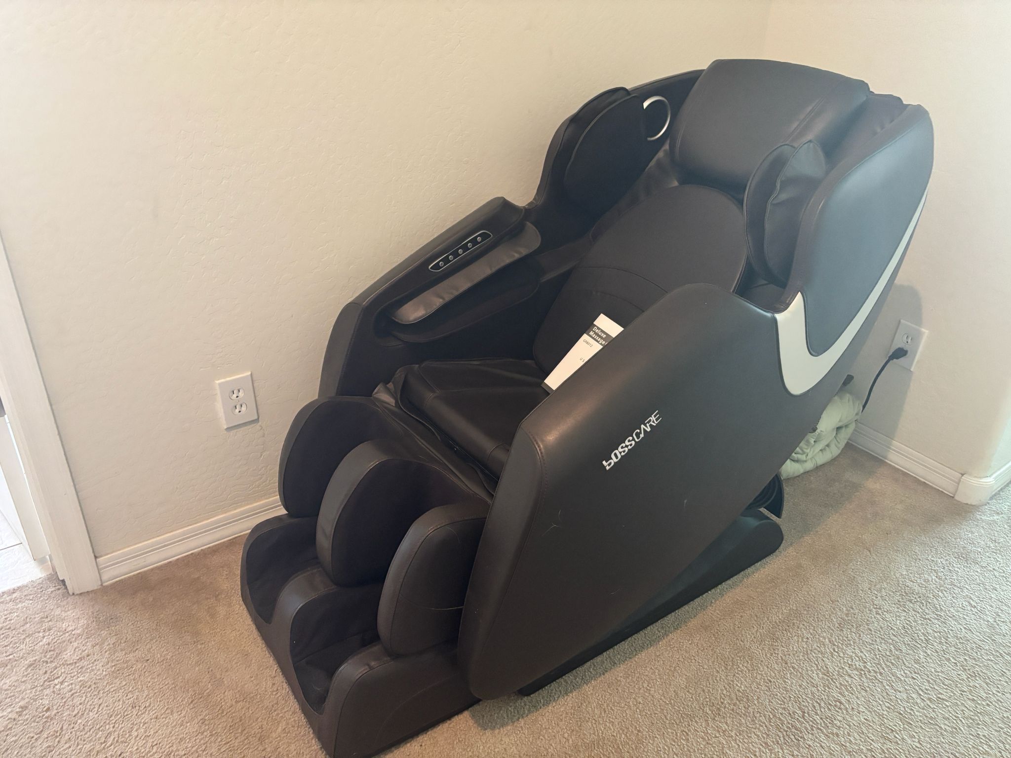 Deluxe Massage Chair GR8012-Boss care