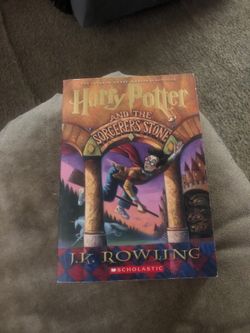 Harry Potter Book 1 Paperback