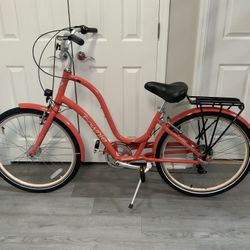 Electra Townie 7 Speed Bicycle