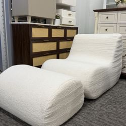 29” W Bean Bag Chair with Ottoman, Modern curved accent chair with a clean, minimalist look — great for living spaces or bedrooms.  • Com