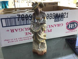 Lady stand