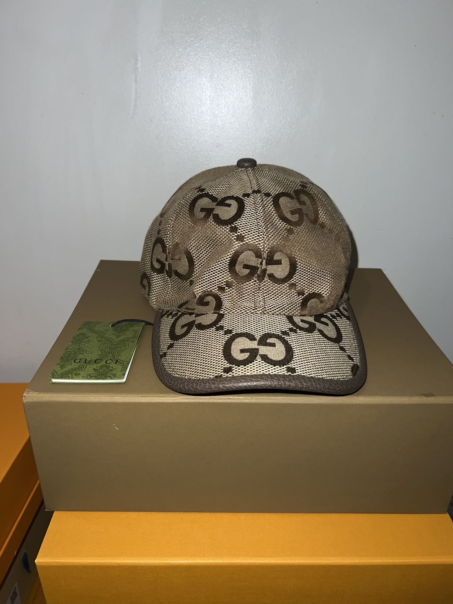 Gucci Maxi Tan GG Size Large Brand New 