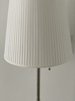 Floor lamp