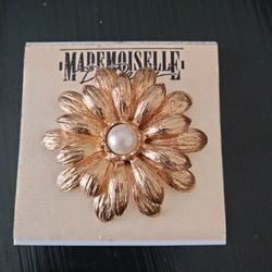 Vintage Flower Brooch Pin
