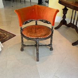 Beautiful! Vintage Antique Chair! 