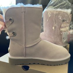 Pink Seashell Suede Ugg Boots Size 7
