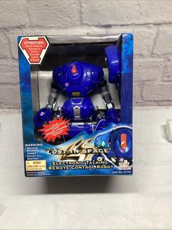 LOST IN SPACE TOY ISLAND ELECTRONIC TALKING REMOTE CONTROL ROBOT NIB 1998