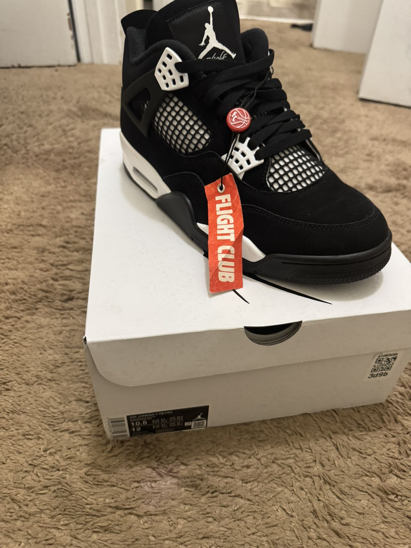 Jordan 4 White Thunder 