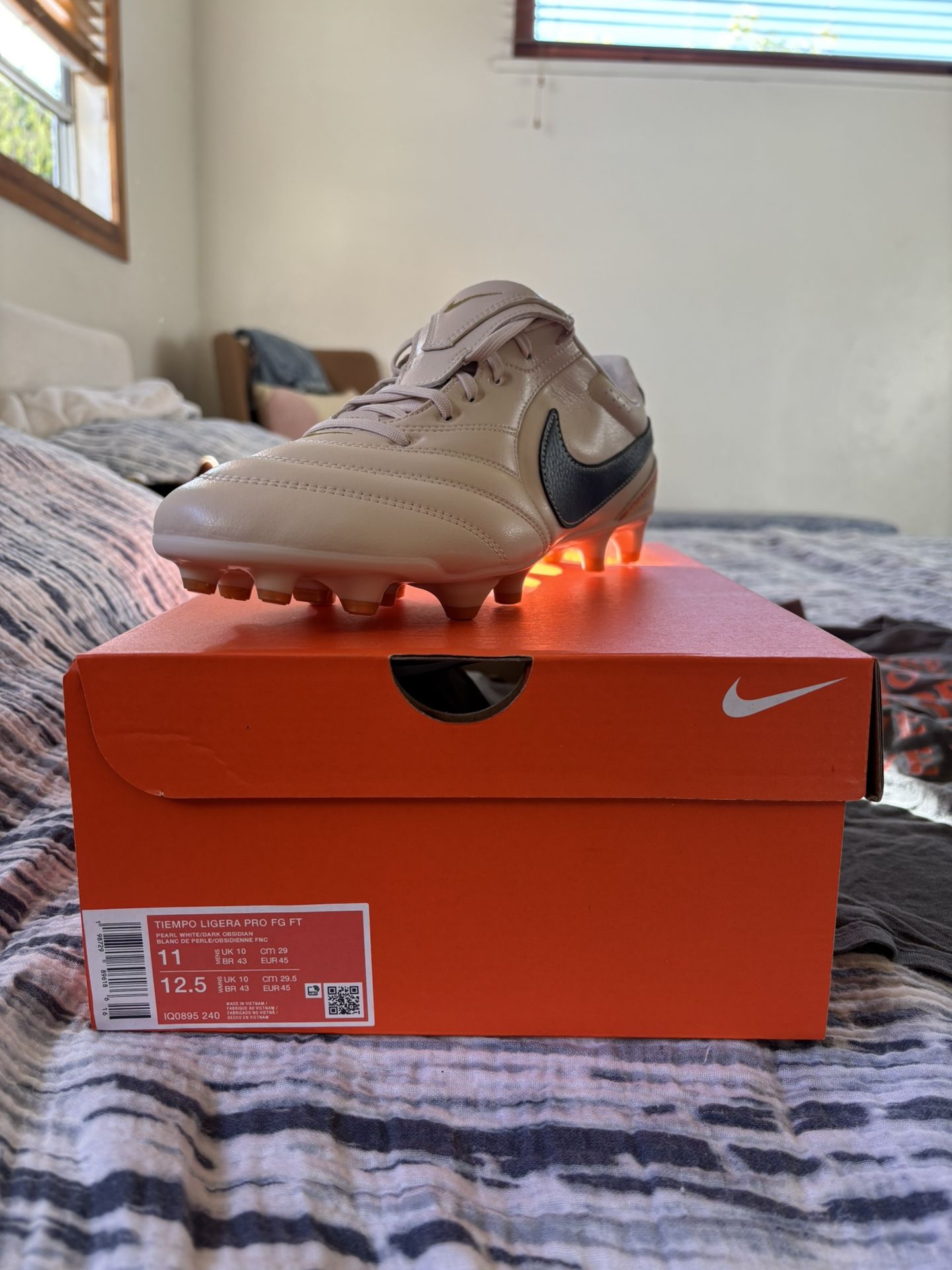 Tiempo Ligera Pro Firm-Ground Low-Top