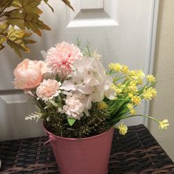 Artificial flower 