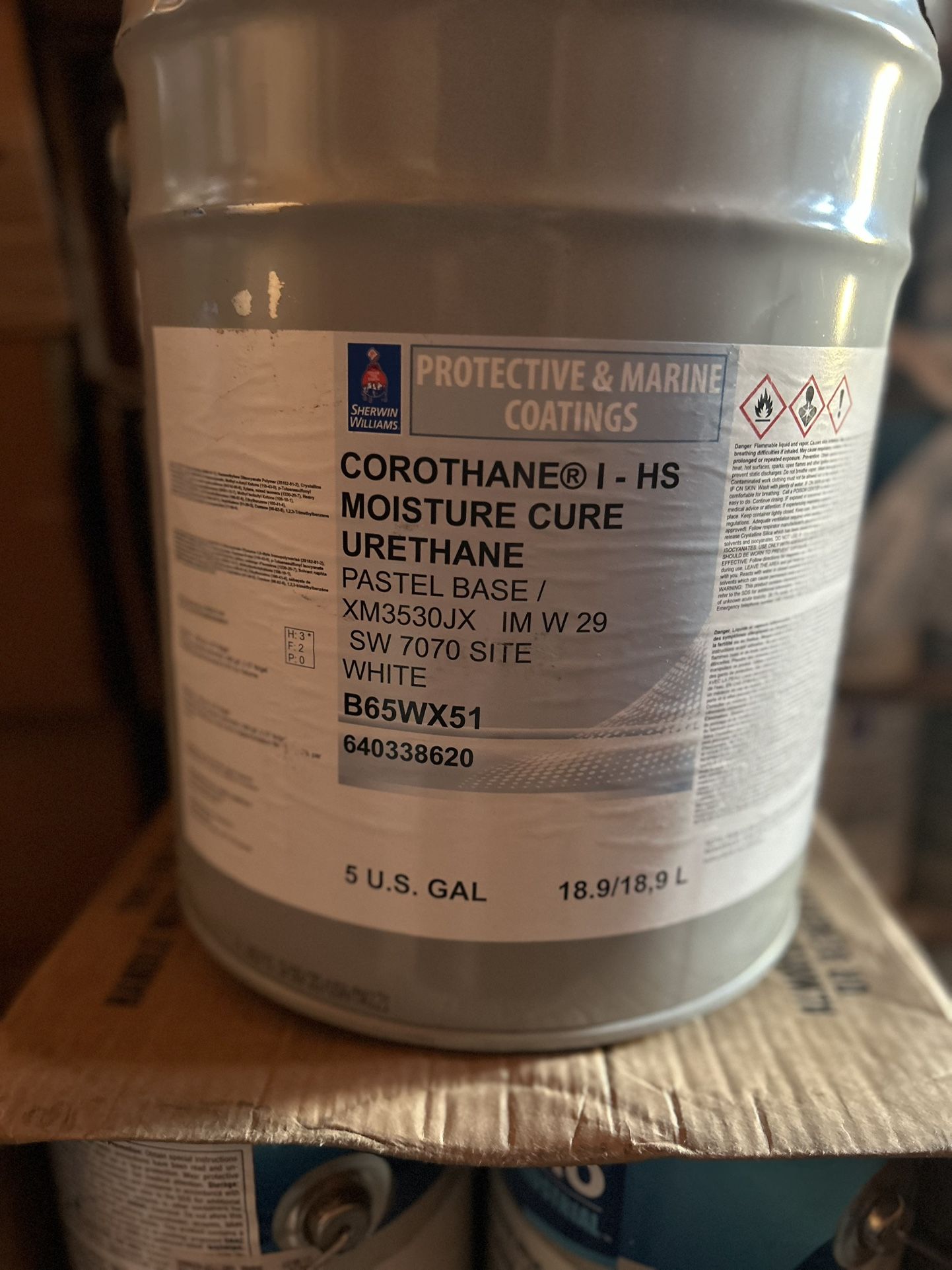 Corothane® I HS Aliphatic Finish White Pastel base
