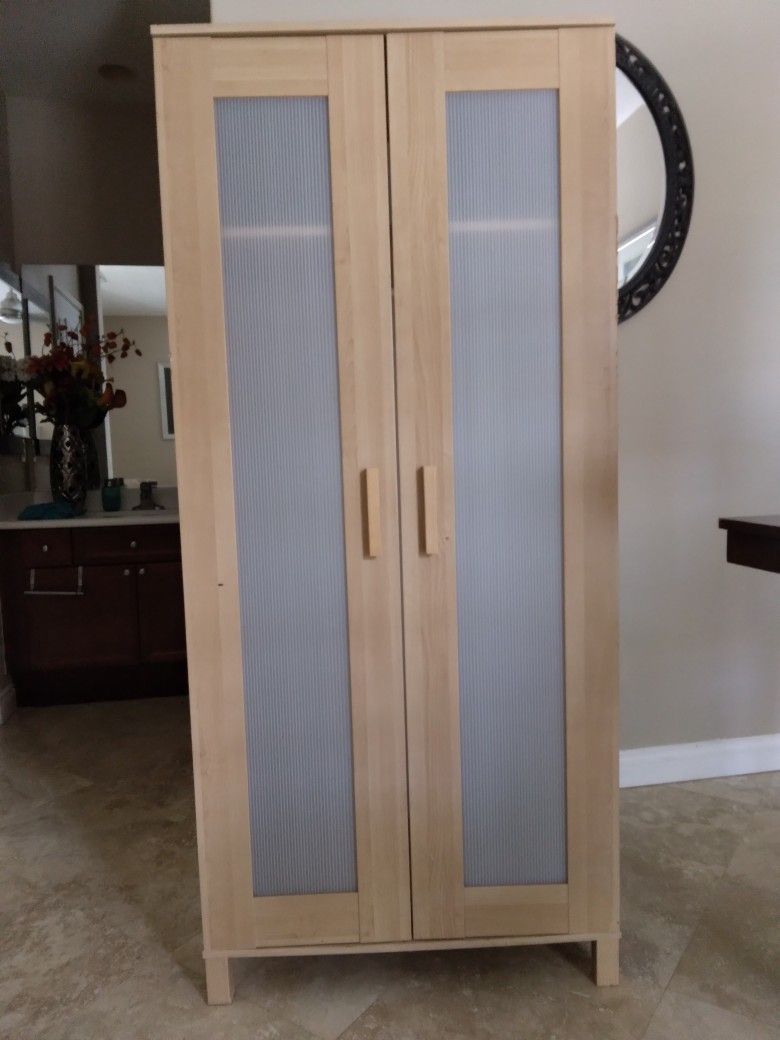 Portable wood Closet