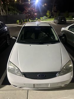 Ford focus white tinted windows compact car