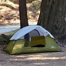 2 Person Tent + Sleeping Bag