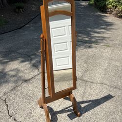 Mirror / Jewelry Case