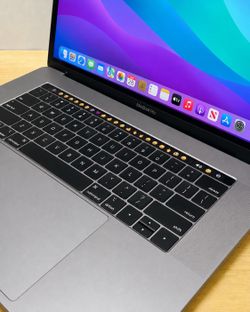 MacBook Pro 15” Space Gray 💻 Intel i7 ⚡ 16GB RAM / 1TB SSD ✅ 1-Year Warranty + $0 Down Financing💳Comes With Word Excel PowerPoint Logic & Final Cut