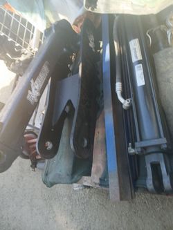 Backhoe  thumb grapple New