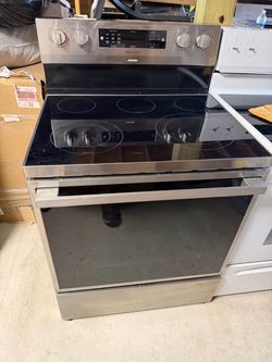 Hisense stove