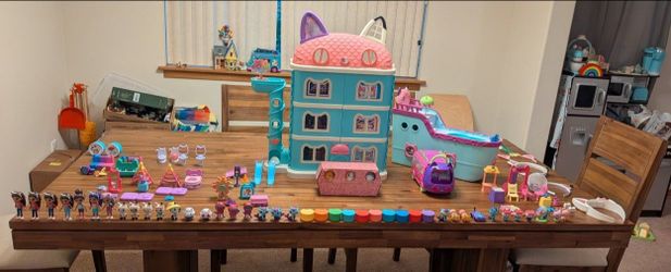 Gabby's Dollhouse Toy Lot