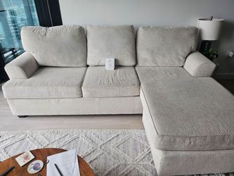 Sectional couch