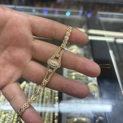 14k Gold Bracelet 🎅 We Buy Gold 14k $70 X Gram
