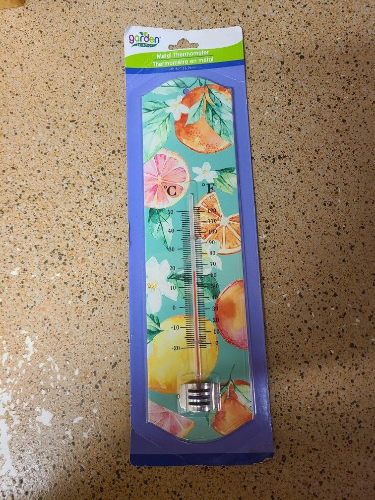 Outdoor Thermometer & Plant Holder