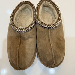 UGG Tazman Slipper