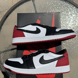 Nike Air Jordan 1 Retro Low OG ‘Black Toe’ (2023) Size 10.5 Mens 