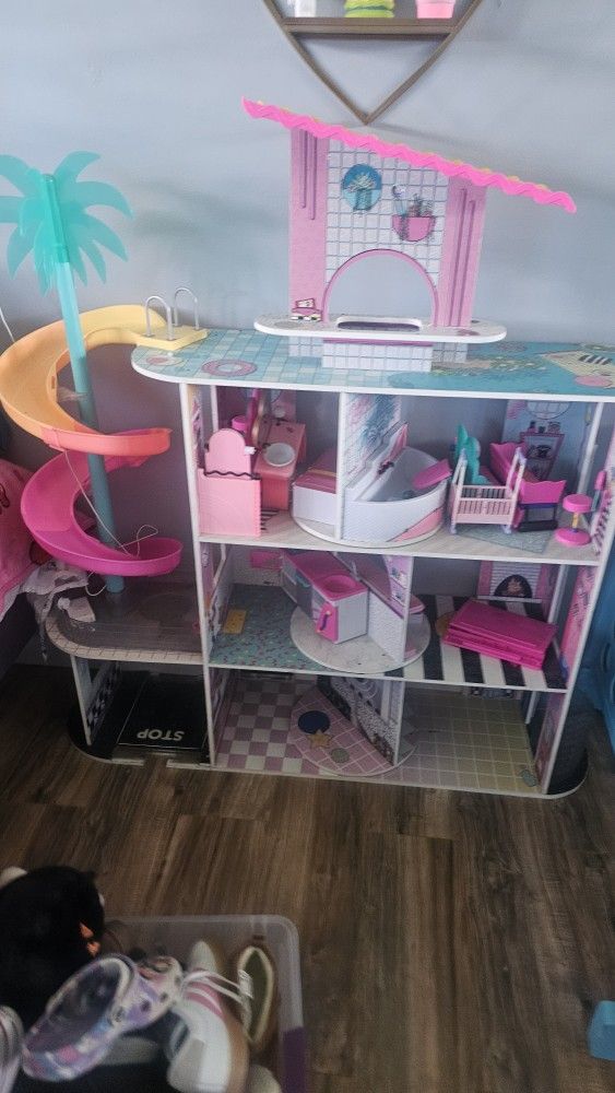 Lol Doll House