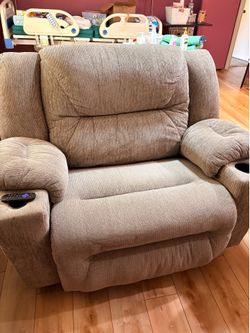 Large recliner
